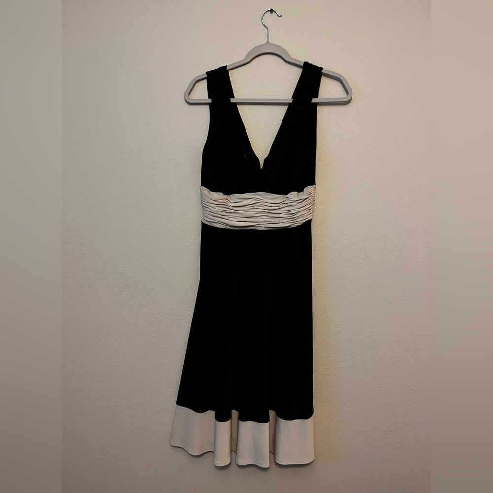 Jones New York Elegant Black and Cream Midi Dress